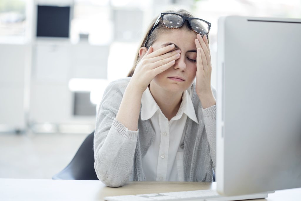 Benefits of Blinking Exercises for Reducing Eye Strain and Fatigue