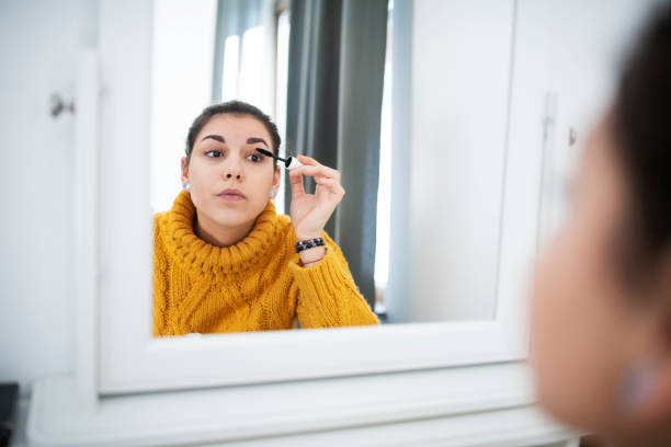 Best Lighting for Applying Eye Makeup