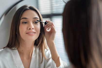 Makeup Ingredients to Avoid If You Have Blepharitis