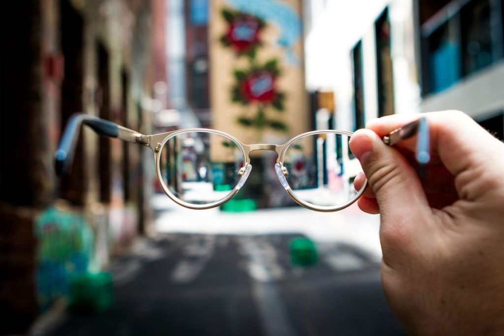 Natural Ways to Improve Your Vision Without Glasses